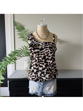 Vintage-inspired INC International Concepts one shoulder top L